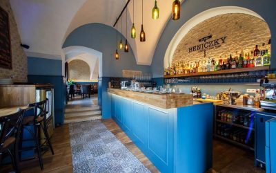 BENICZKY CAFE & WINE BAR